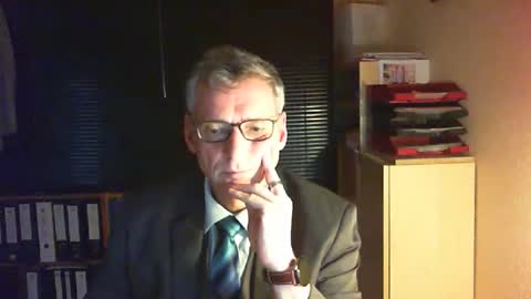 Franz online show from 02-22-26, 04:05