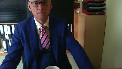 Franz online show from 06-20-26, 05:43