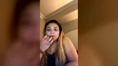 Snapshot of wettxx chatting on 03-29-26, 07:41 wettxx online show from 03-29-26, 07:41