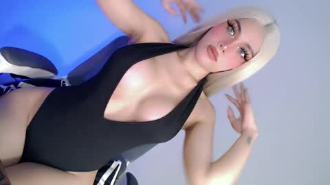 kiara online show from 01-14-25, 09:51