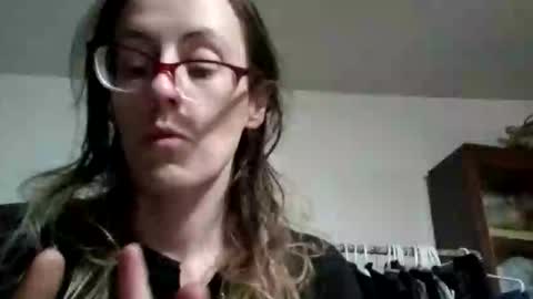 Whatsheralias online show from 05-09-26, 06:18