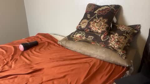 Radek and Stella St. Rose online show from 05-18-26, 12:44