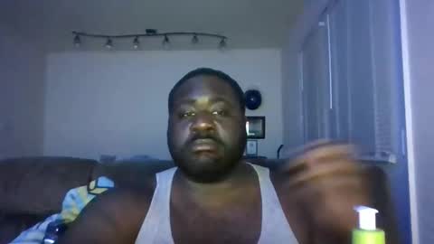 Snapshot of whiskeyandcoke24 chatting on 10-30-25, 06:59 WhiskeyandCoke online show from 10-30-25, 06:59