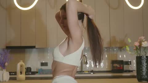 Naomi online show from 11-13-25, 02:21