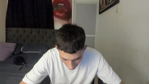white online show from 06-10-26, 01:39