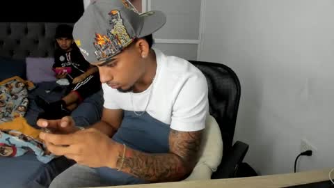 white online show from 06-20-26, 07:44