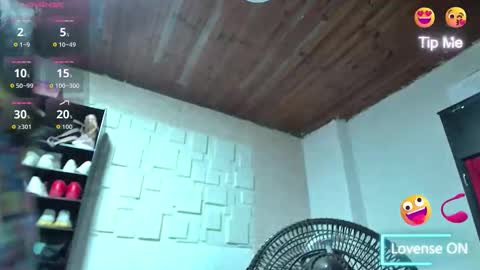 white_sexy_ online show from 04-28-26, 10:20