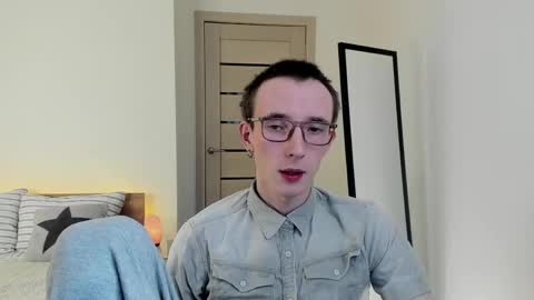 Snapshot of white_vibee chatting on 04-05-26, 04:26 Stefan online show from 04-05-26, 04:26