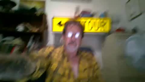 Snapshot of whiteboomer chatting on 01-17-26, 10:09 whiteboomer online show from 01-17-26, 10:09