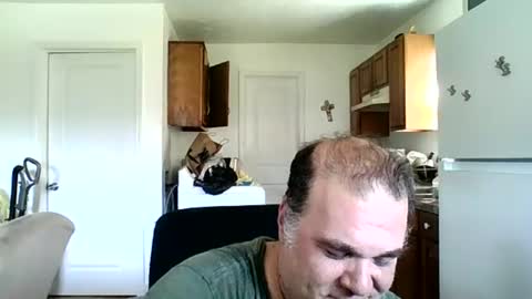 Tony Floyd online show from 06-12-26, 01:21