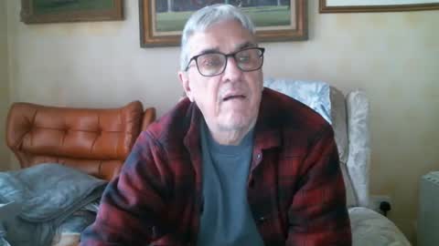 Snapshot of whitebriefs009 chatting on 01-05-25, 01:15 whitebriefs009 online show from 01-05-25, 01:15