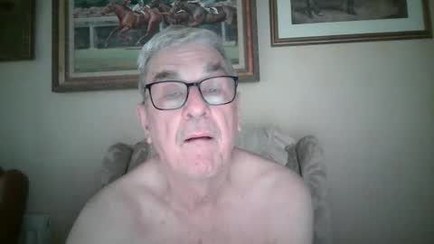 Snapshot of whitebriefs009 chatting on 12-21-25, 09:38 whitebriefs009 online show from 12-21-25, 09:38