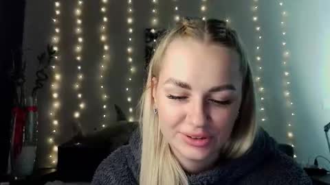 whitehex666 online show from 11-25-25, 02:28