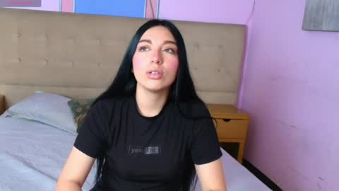 whitehott_ online show from 04-16-26, 08:09