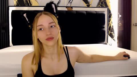 WhiteSun online show from 03-11-25, 01:01