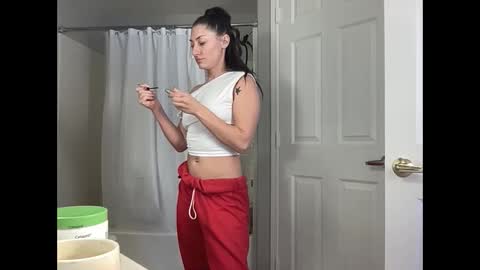 Snapshot of whitneyoc chatting on 01-10-25, 07:32 iamwhitneyoc online show from 01-10-25, 07:32