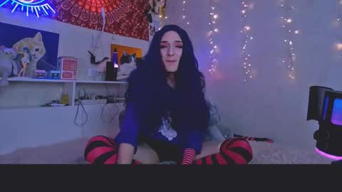 Snapshot of whoalexxa chatting on 11-09-25, 08:29 Alexa online show from 11-09-25, 08:29