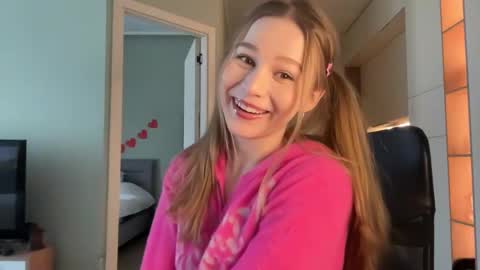 Alisa online show from 12-04-24, 06:33