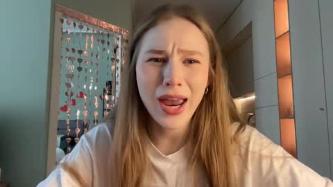 Alisa online show from 03-09-25, 07:12