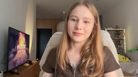 Alisa online show from 09-19-25, 07:32