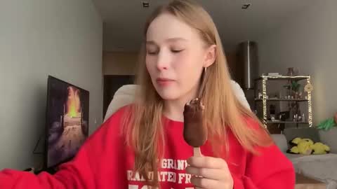 Alisa online show from 09-26-25, 07:01