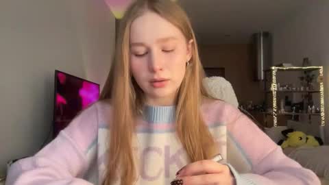 Snapshot of whoisalisa chatting on 01-16-26, 07:34 Alisa online show from 01-16-26, 07:34