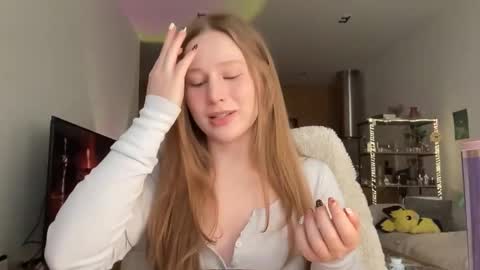 Snapshot of whoisalisa chatting on 02-06-26, 07:56 Alisa online show from 02-06-26, 07:56