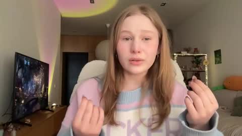 Snapshot of whoisalisa chatting on 03-07-26, 07:38 Alisa online show from 03-07-26, 07:38