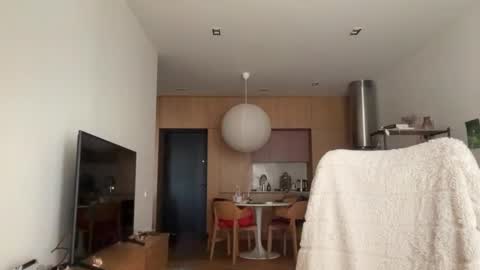 Snapshot of whoisalisa chatting on 03-18-26, 07:44 Alisa online show from 03-18-26, 07:44