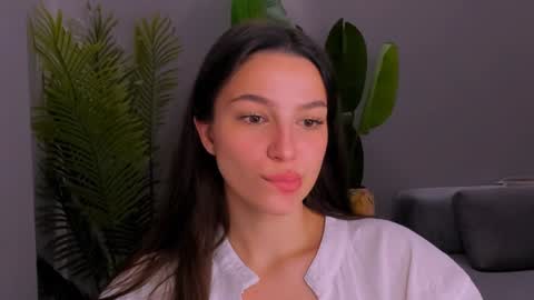 Snapshot of whoislulu chatting on 02-08-25, 03:00 whoislulu online show from 02-08-25, 03:00