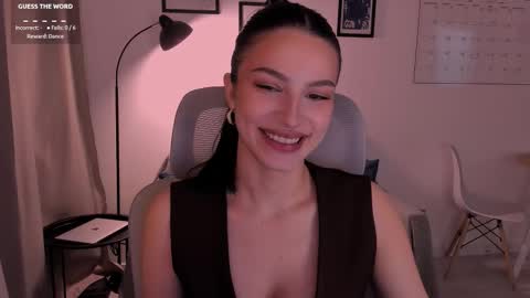 Snapshot of whoislulu chatting on 12-14-25, 08:24 whoislulu online show from 12-14-25, 08:24