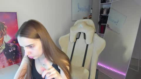 Abby  online show from 01-05-25, 01:15