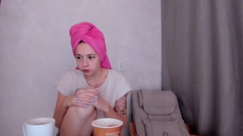 Veronica online show from 01-30-25, 02:36