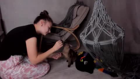 Snapshot of why_again_me chatting on 02-22-25, 06:41 Veronica online show from 02-22-25, 06:41