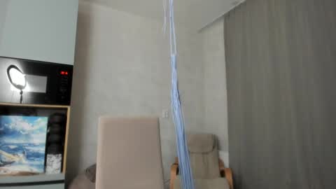 Snapshot of why_again_me chatting on 10-21-25, 07:14 Veronica online show from 10-21-25, 07:14