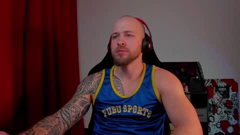 Snapshot of why_you_so_serious chatting on 01-14-25, 09:20 VI online show from 01-14-25, 09:20