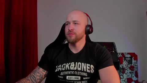 Snapshot of why_you_so_serious chatting on 01-23-25, 10:01 VI online show from 01-23-25, 10:01