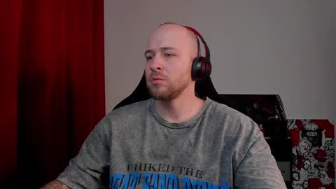 Snapshot of why_you_so_serious chatting on 02-01-25, 10:02 VI online show from 02-01-25, 10:02