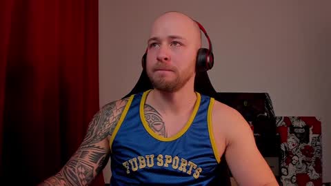 Snapshot of why_you_so_serious chatting on 02-02-25, 05:04 VI online show from 02-02-25, 05:04