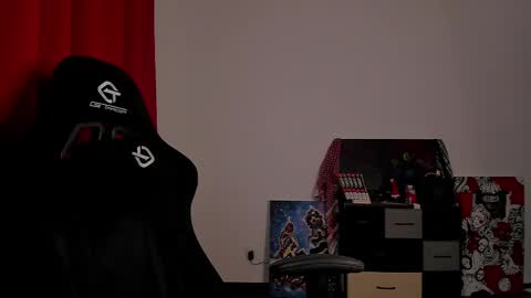 Snapshot of why_you_so_serious chatting on 03-04-25, 04:09 VI online show from 03-04-25, 04:09