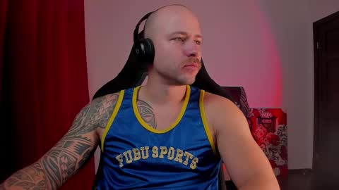 Snapshot of why_you_so_serious chatting on 10-26-25, 06:03 VI online show from 10-26-25, 06:03