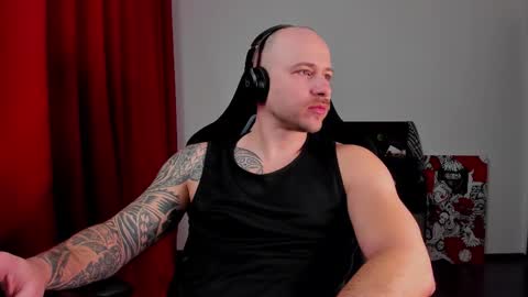 Snapshot of why_you_so_serious chatting on 01-11-26, 07:08 VI online show from 01-11-26, 07:08