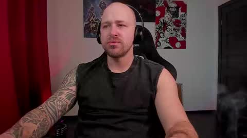 Snapshot of why_you_so_serious chatting on 03-06-26, 06:37 VI online show from 03-06-26, 06:37