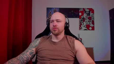 Snapshot of why_you_so_serious chatting on 03-16-26, 05:28 VI online show from 03-16-26, 05:28