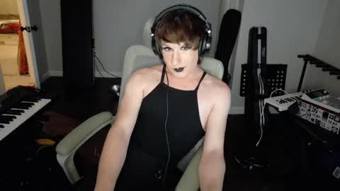 Countess of Hotdogs online show from 06-07-26, 02:48