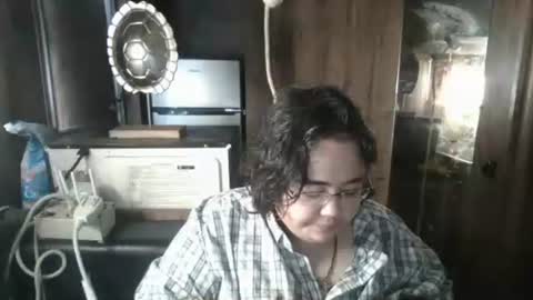 wigper online show from 11-08-25, 08:40