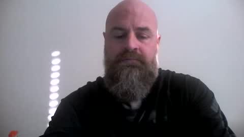 wil1565 online show from 12-20-24, 01:33