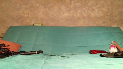 Snapshot of wild_lonely_flower chatting on 01-27-25, 11:22 Anny online show from 01-27-25, 11:22