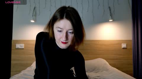 Snapshot of wild_peony chatting on 10-15-25, 08:53 wild_peony online show from 10-15-25, 08:53