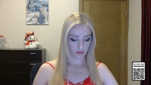 Alina online show from 12-17-25, 01:28